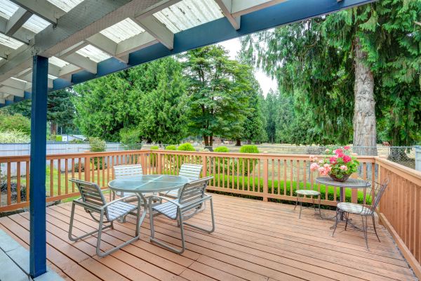 Deck Carpentry Service in Saint Joseph